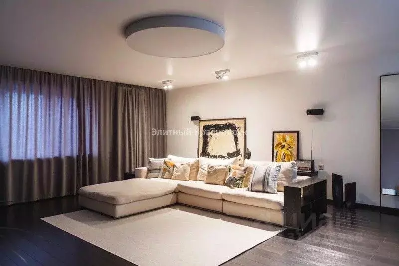 3-к кв. Красноярский край, Красноярск ул. Ломоносова, 11А (111.0 м) - Фото 1