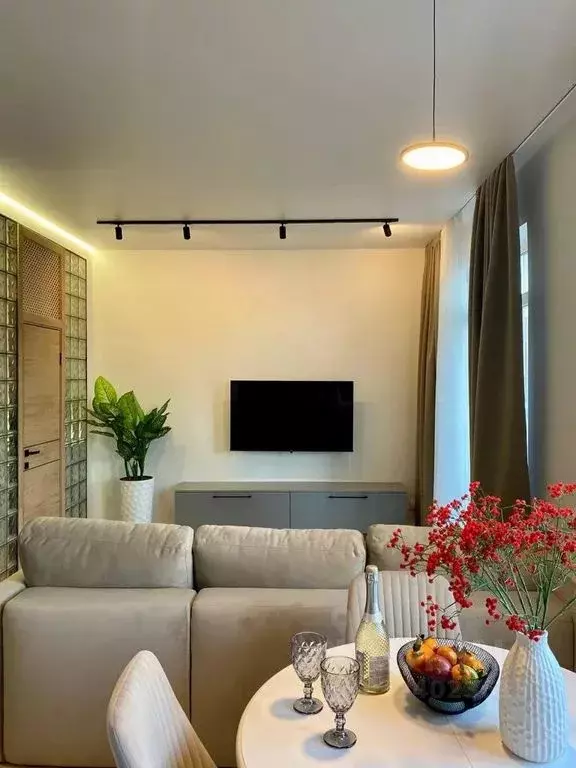 1-к кв. Калининградская область, Калининград Октябрьская ул., 12 (44.0 ... - Фото 1