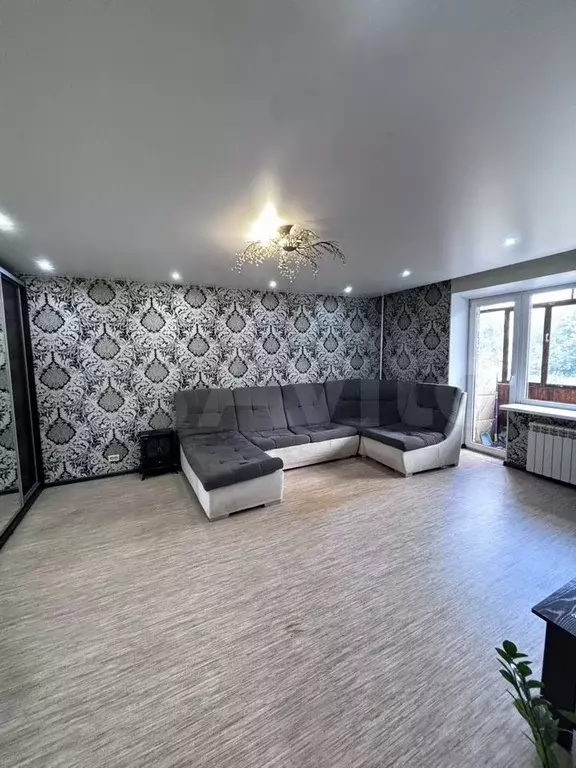 1-к. квартира, 41,8 м, 2/5 эт. - Фото 1