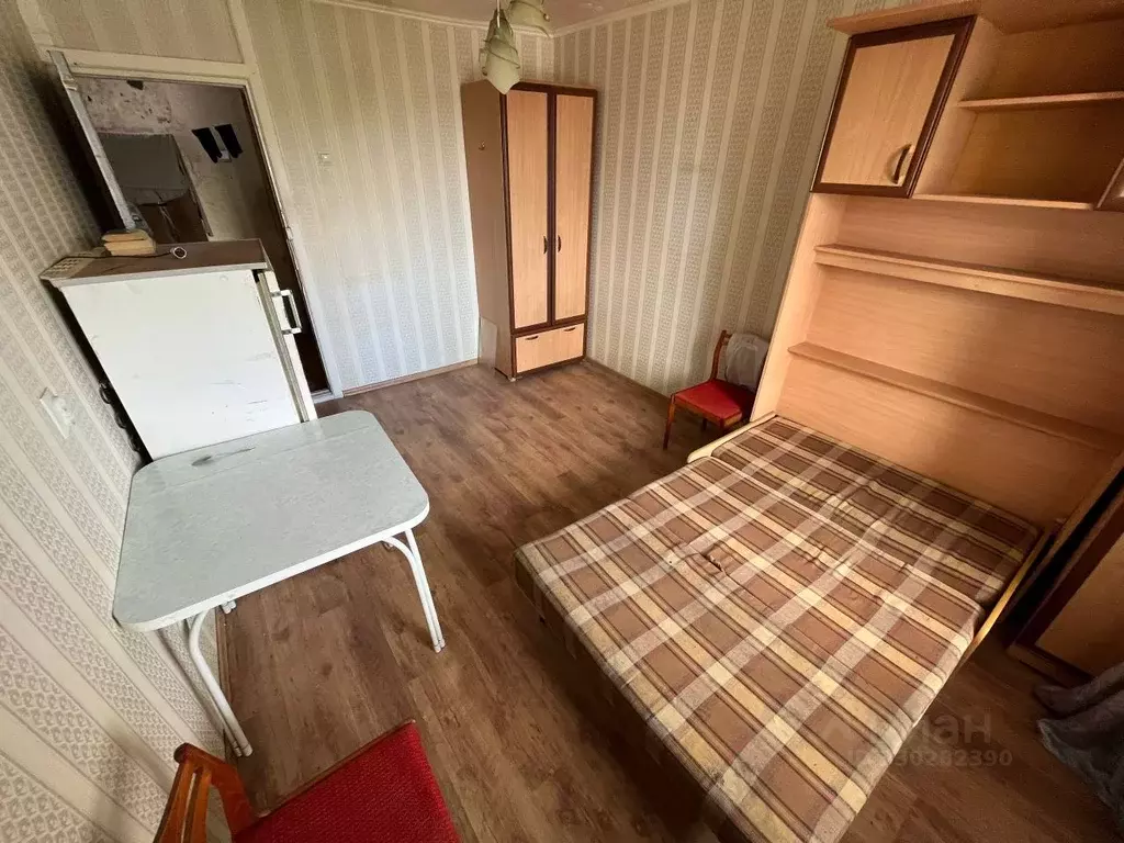 Комната Омская область, Омск просп. Космический, 97Ак2 (12.0 м) - Фото 1