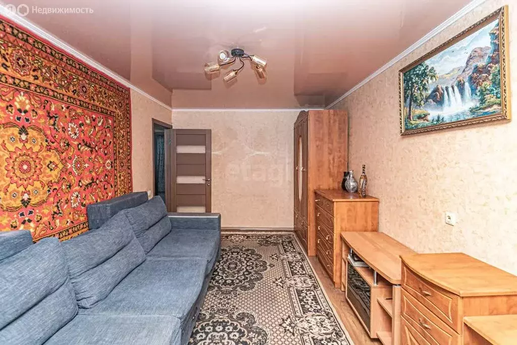 3-комнатная квартира: Бердск, Микрорайон, 22 (61.6 м) - Фото 2