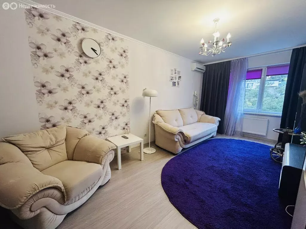 2-комнатная квартира: Ялта, улица Грибоедова, 21к2 (50.5 м) - Фото 2