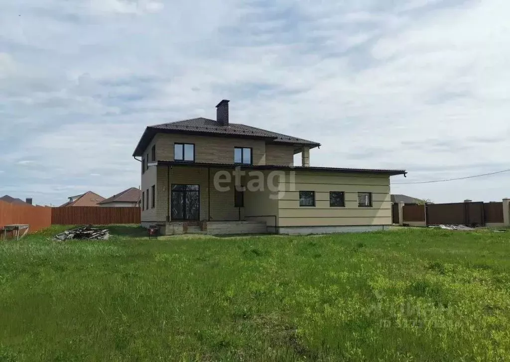 Дом в Белгородская область, Белгородский район, Разумное рп ул. ... - Фото 0