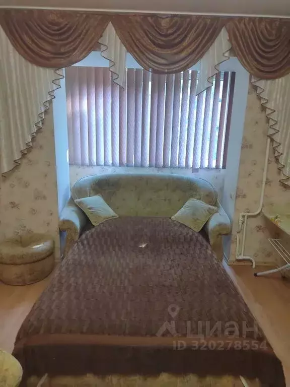 2-к кв. Крым, Алушта ул. Ялтинская, 1 (45.0 м) - Фото 0