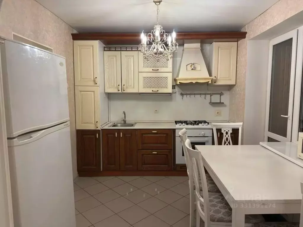 3-к кв. Башкортостан, Уфа Интернациональная ул., 131/1 (77.4 м) - Фото 1