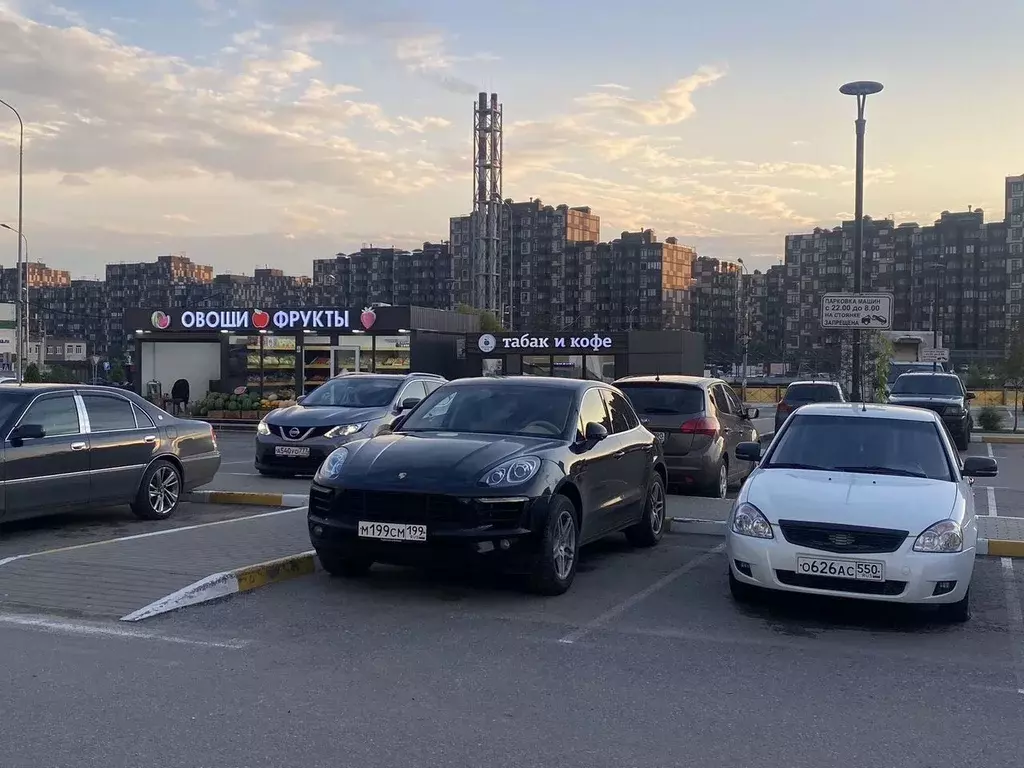 Участок в Московская область, Наро-Фоминский городской округ, д. ... - Фото 1