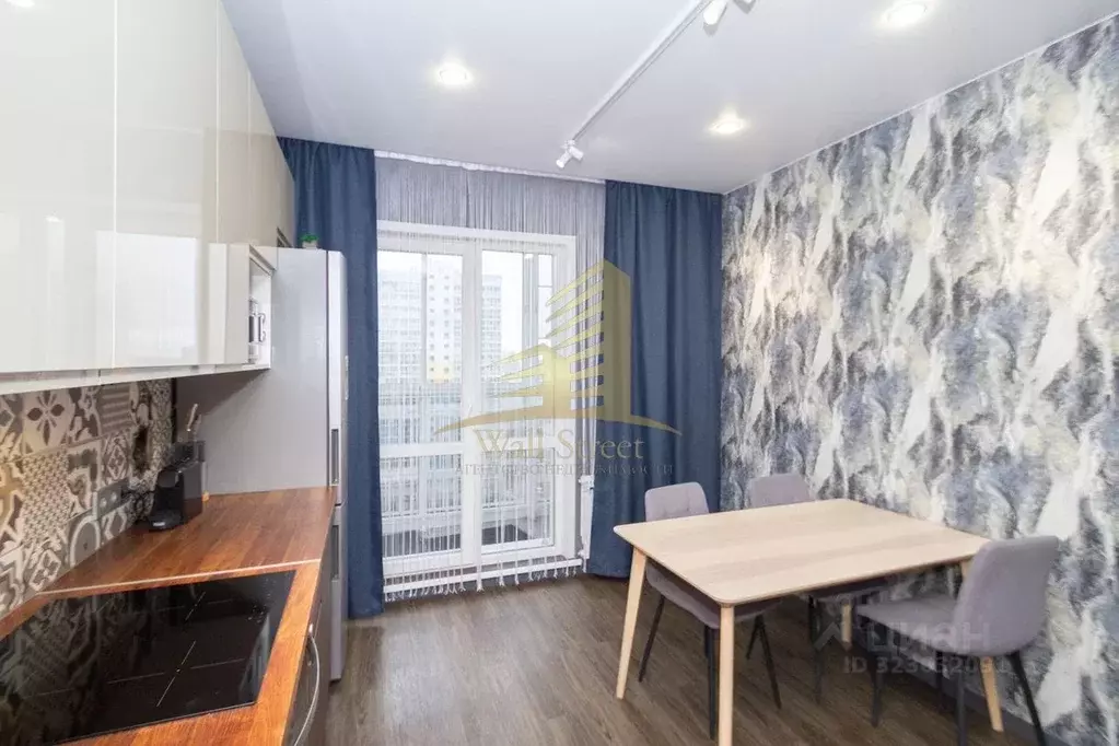 2-к кв. Новосибирская область, Новосибирск ул. Ясный Берег, 17 (63.6 ... - Фото 2