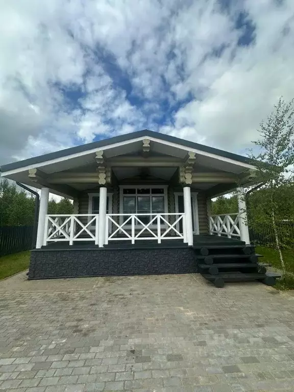 Дом в Калужская область, Боровский район, Совьяки с/пос, У реки кп  ... - Фото 1