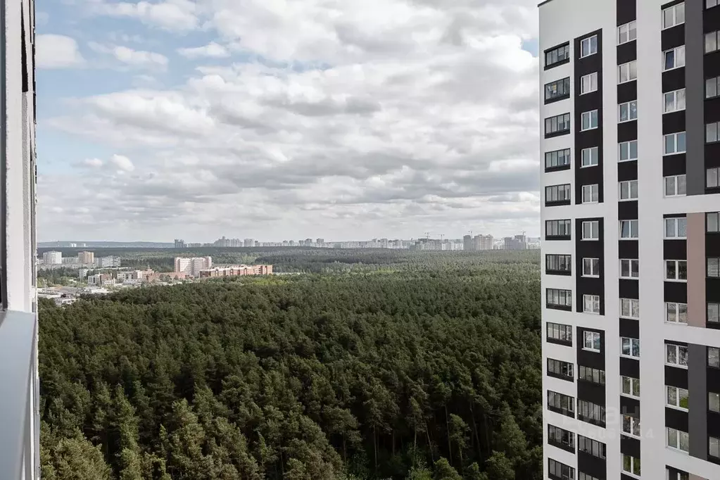 1-к кв. Свердловская область, Екатеринбург ул. Отрадная, 1 (42.5 м) - Фото 1