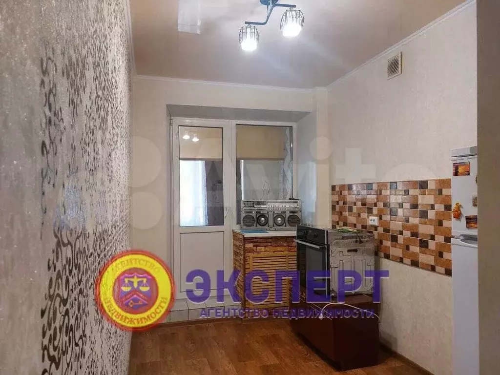 3-к. квартира, 64 м, 1/2 эт. - Фото 0