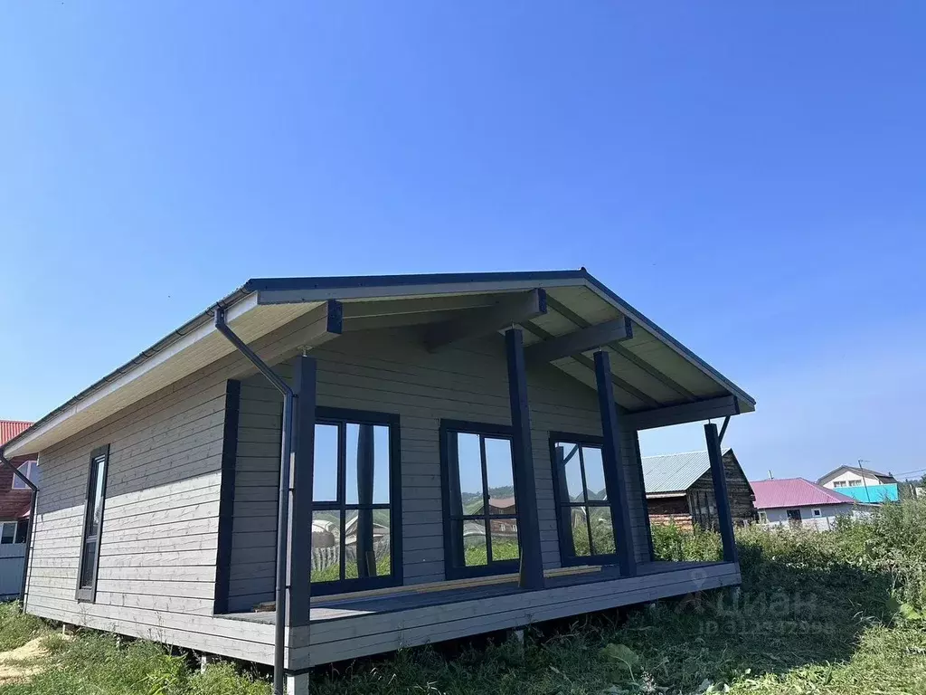 Дом в Иркутская область, Шелеховский район, с. Баклаши ул. Гагарина ... - Фото 1