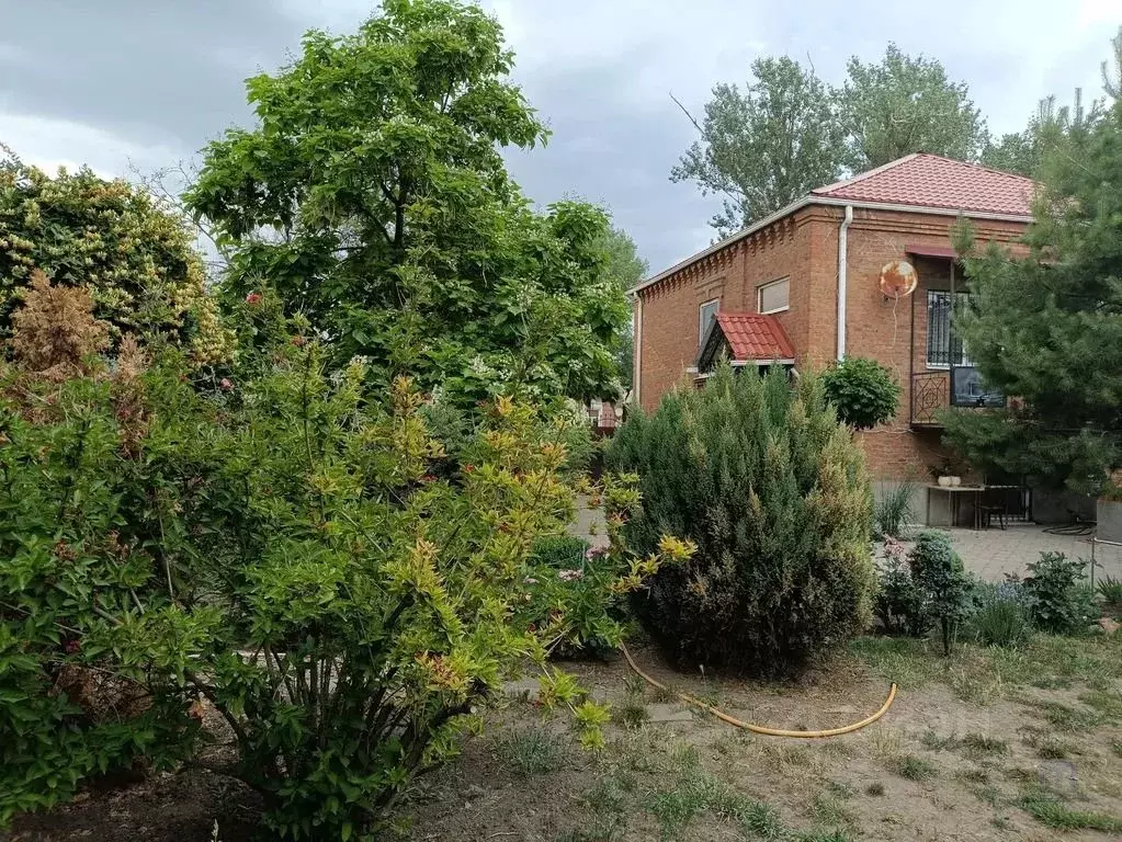 Коттедж в Ростовская область, Новочеркасск Комитетская ул., 139 (180 ... - Фото 1