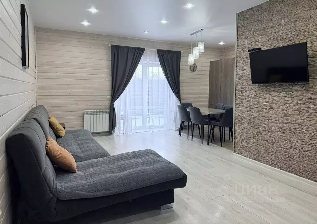 Дом в Башкортостан, Белорецкий район, Абзаковский сельсовет, с. ... - Фото 2