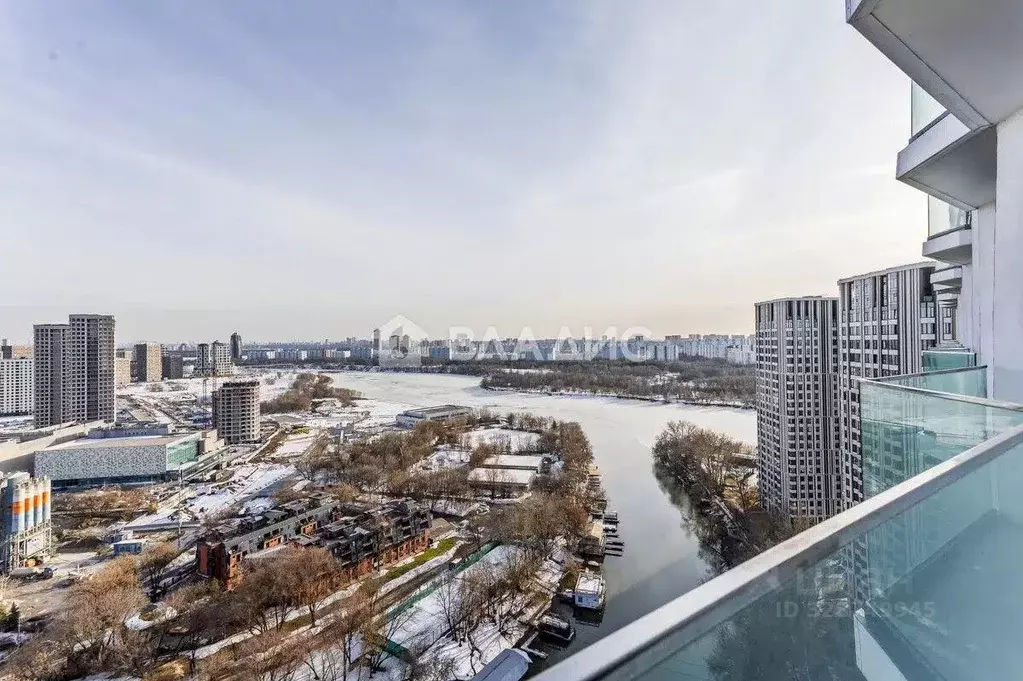 Квартира, 3 комнаты, 69.59 м - Фото 1