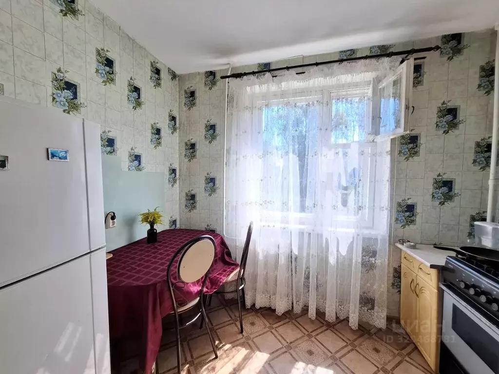 1-к кв. Нижегородская область, Бор ул. Фрунзе, 112 (35.0 м) - Фото 1