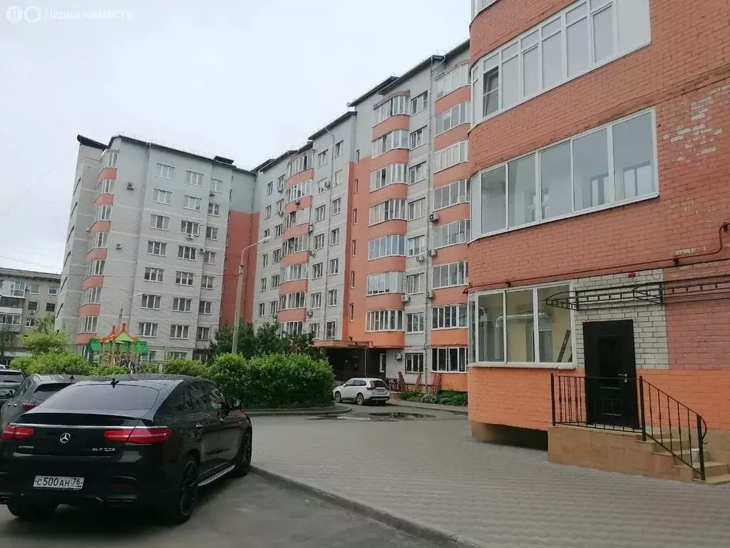 2-комнатная квартира: Ярославль, проспект Толбухина, 17А (64 м) - Фото 0