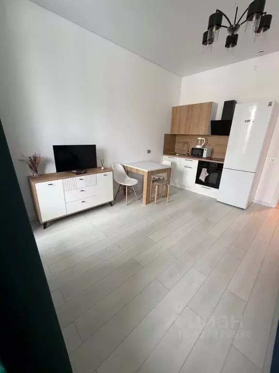 Студия Санкт-Петербург пос. Стрельна, просп. Буденного, 20к5 (27.3 м) - Фото 1