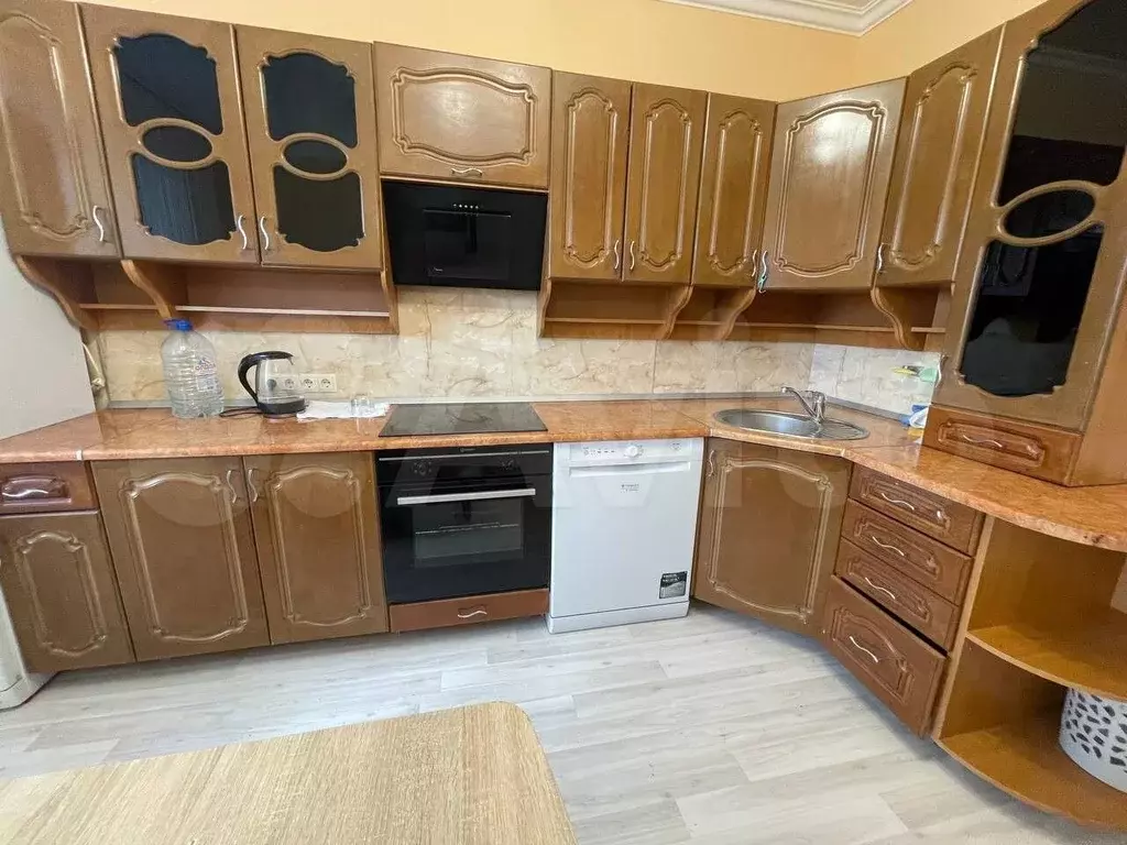 2-к. квартира, 60 м, 13/20 эт. - Фото 0