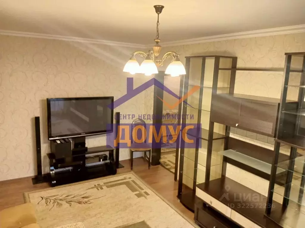 2-к кв. Белгородская область, Белгород ул. Есенина, 26 (60.0 м) - Фото 1