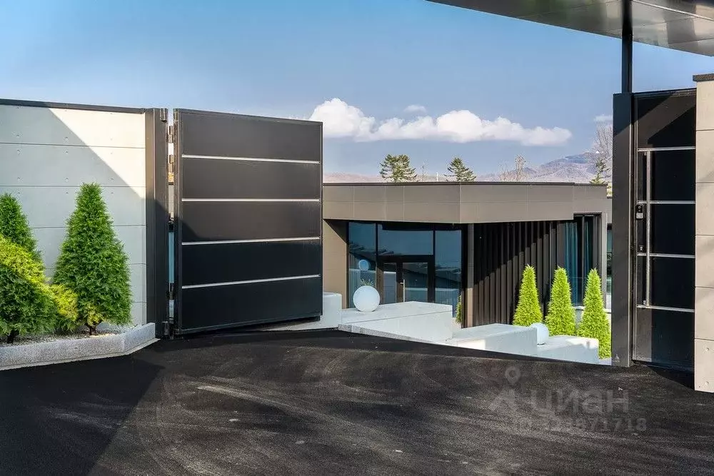 Коттедж в Приморский край, Владивосток Находкинская ул., 10Б (290 м) - Фото 1