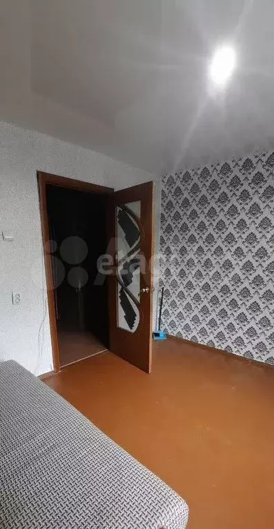 Комната 13,5 м в 3-к., 1/5 эт. - Фото 0