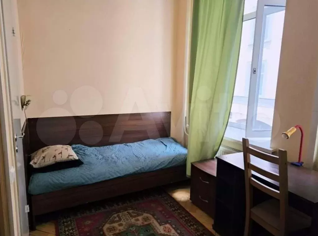Комната 20 м в 3-к., 2/5 эт. - Фото 0