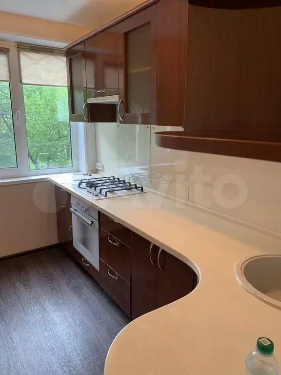 2-к. квартира, 52 м, 2/9 эт. - Фото 0