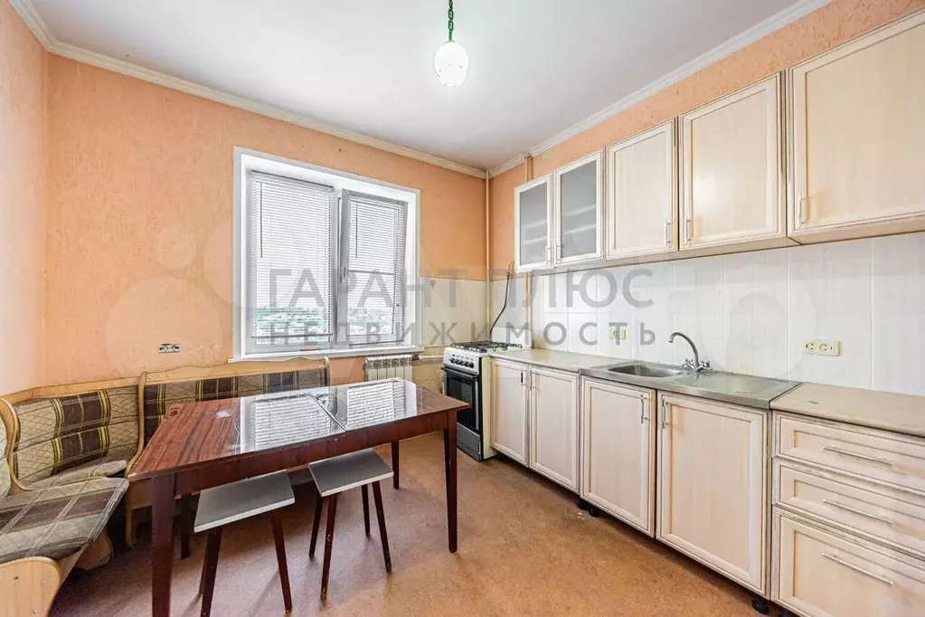 1-к. квартира, 37 м, 8/9 эт. - Фото 1