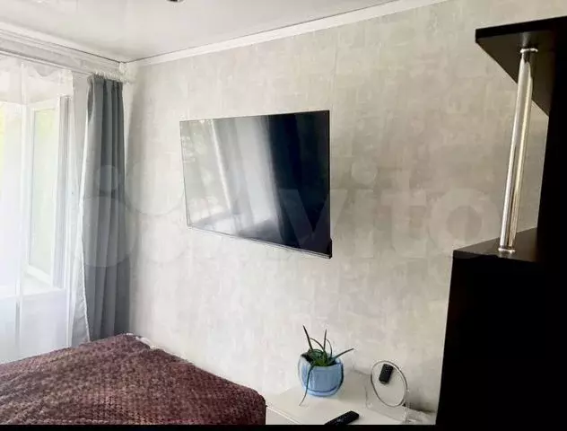 Комната 14 м в 5-к., 2/5 эт. - Фото 0