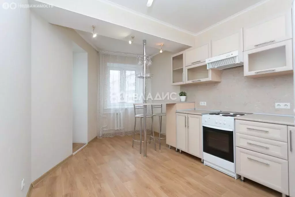 1-комнатная квартира: Благовещенск, Октябрьская улица, 111 (42 м) - Фото 0