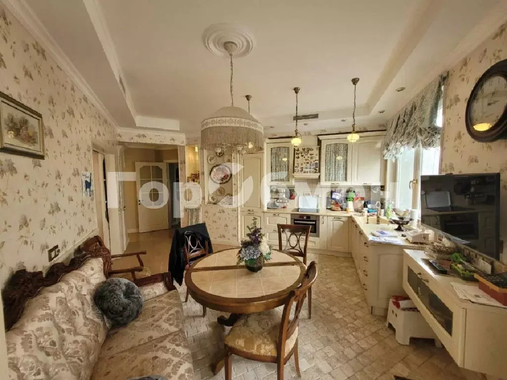 Продается 2-комнатная квартира - Фото 1