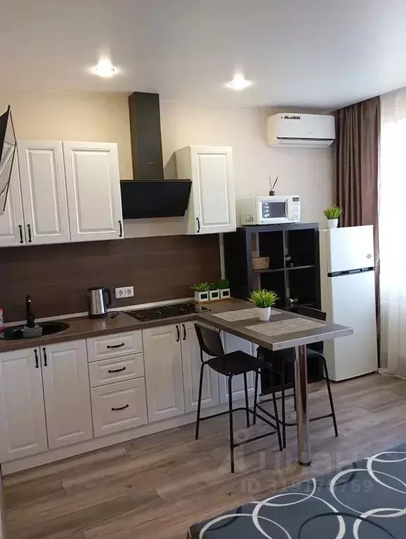 Студия Краснодарский край, Краснодар ул. Красных Партизан, 1/4к2 (25.0 ... - Фото 1