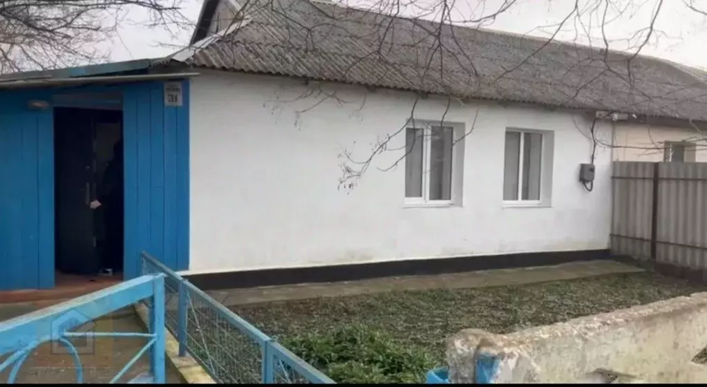 Дом в Крым, Сакский район, с. Сизовка  (55 м) - Фото 2