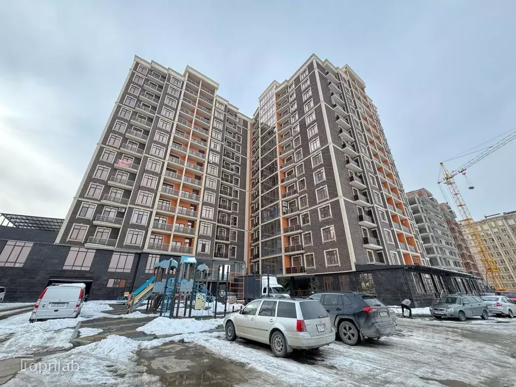 2-к кв. Кабардино-Балкария, Нальчик ул. Тлостанова, 16 (100.0 м) - Фото 0