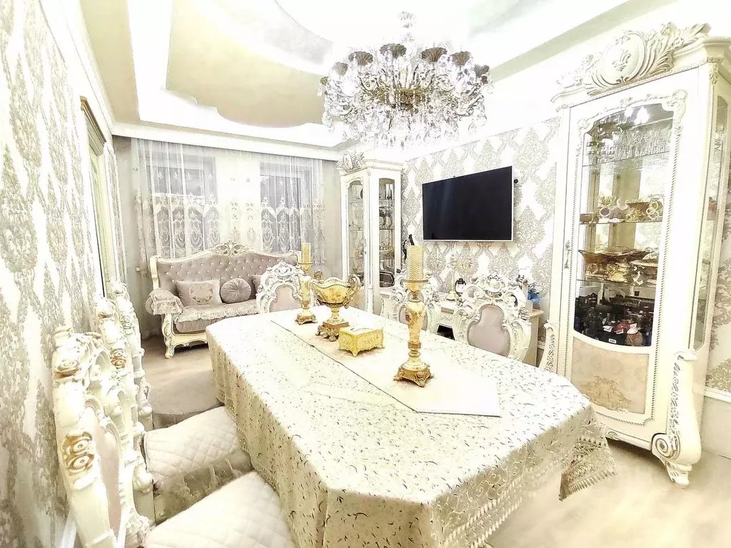 2-к кв. Калужская область, Калуга ул. Изумрудная, 24 (86.0 м) - Фото 2