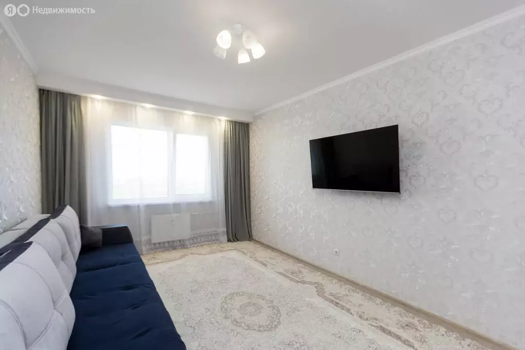 2-комнатная квартира: Оренбург, улица Терешковой, 134А (61.7 м) - Фото 0