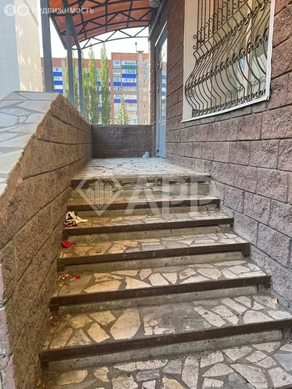Помещение свободного назначения (100 м) - Фото 0