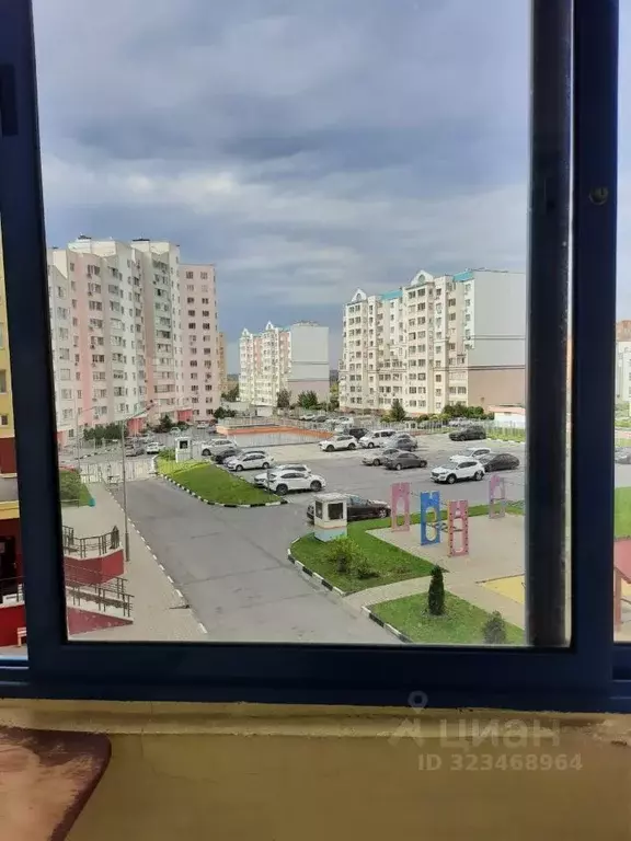 3-к кв. Белгородская область, Старый Оскол Степной мкр, 1 (100.0 м) - Фото 1