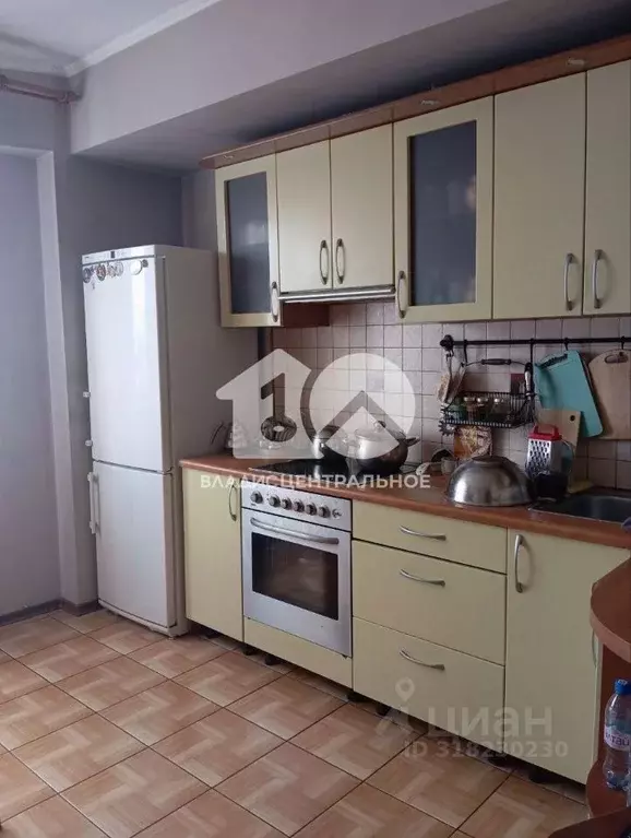 3-к кв. Новосибирская область, Новосибирск ул. Кирова, 108 (76.0 м) - Фото 0