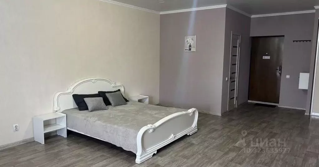 Студия Ростовская область, Шахты ул. Шевченко, 105 (40.0 м) - Фото 1