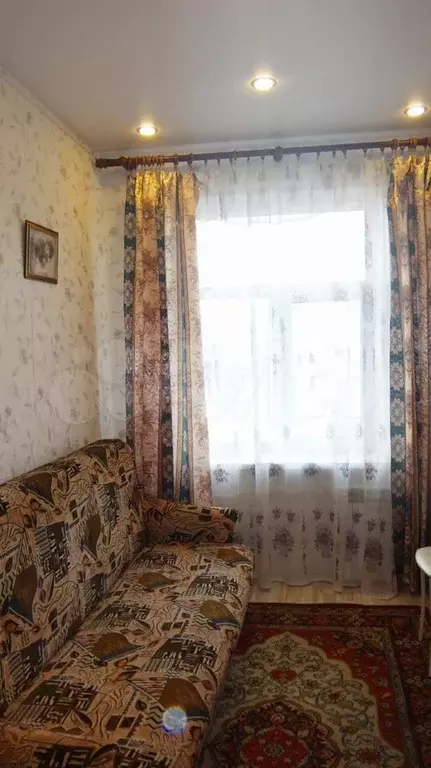 Комната 14 м в 4-к., 5/5 эт. - Фото 1