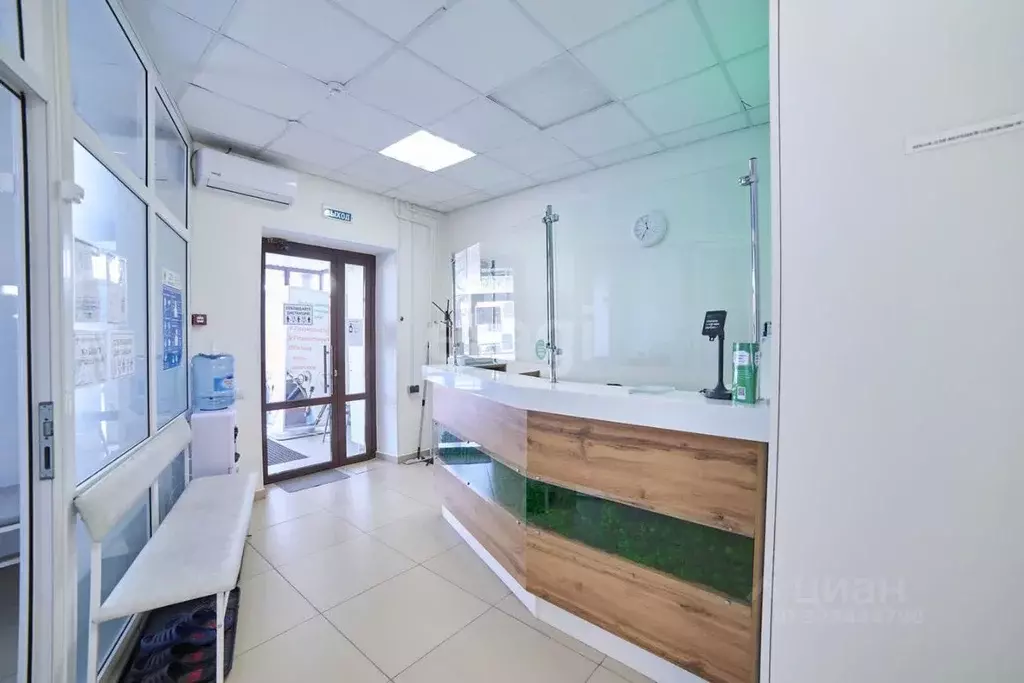 Помещение свободного назначения в Башкортостан, Стерлитамак просп. ... - Фото 1