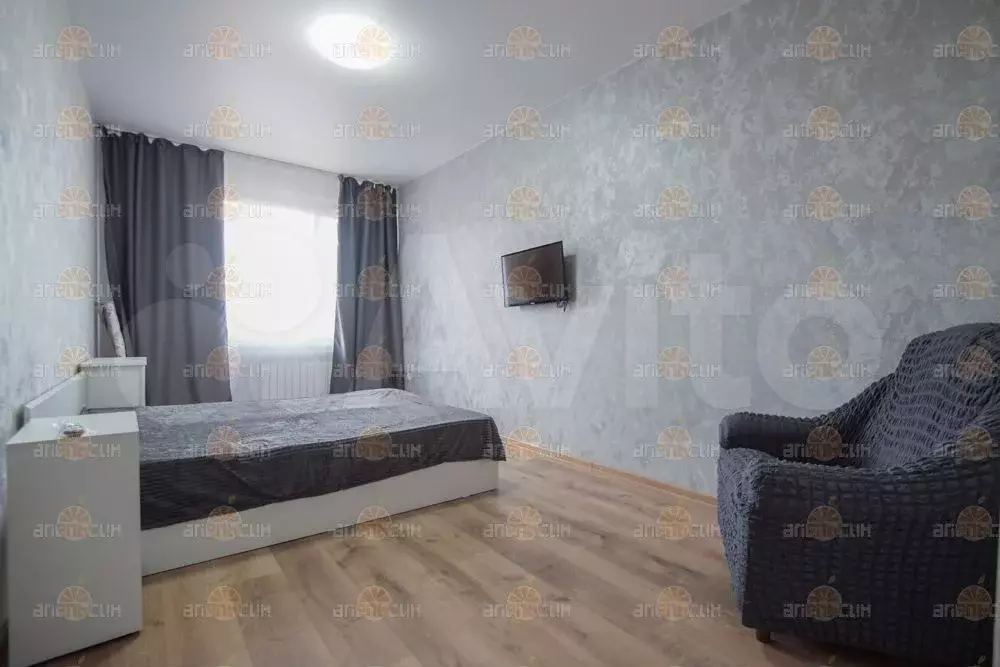 1-к. квартира, 40 м, 5/5 эт. - Фото 0