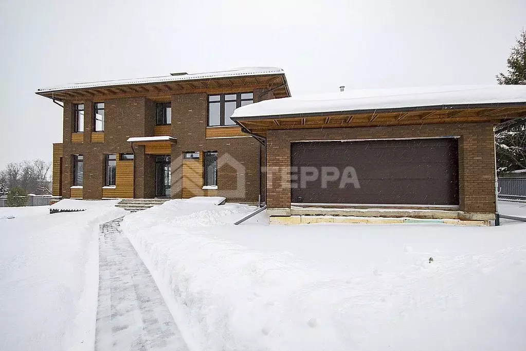 Дом в Московская область, Одинцовский городской округ, д. Барвиха 21 ... - Фото 1