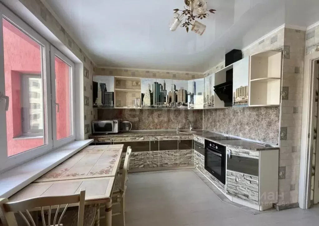 2-к кв. Тюменская область, Тюмень ул. Ю.-Р.Г. Эрвье, 26 (52.0 м) - Фото 1