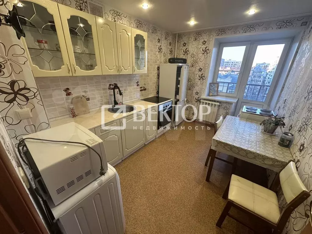 1-к. квартира, 35 м, 4/9 эт. - Фото 0