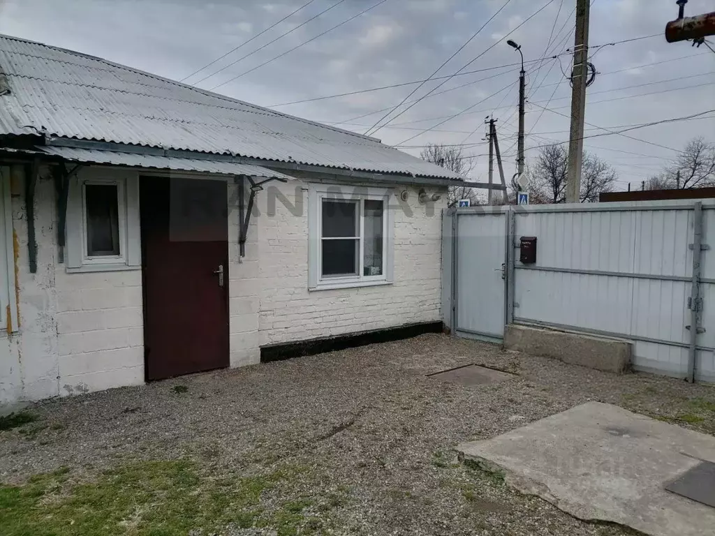 Дом в Адыгея, Майкоп Курджипская ул. (26 м) - Фото 1