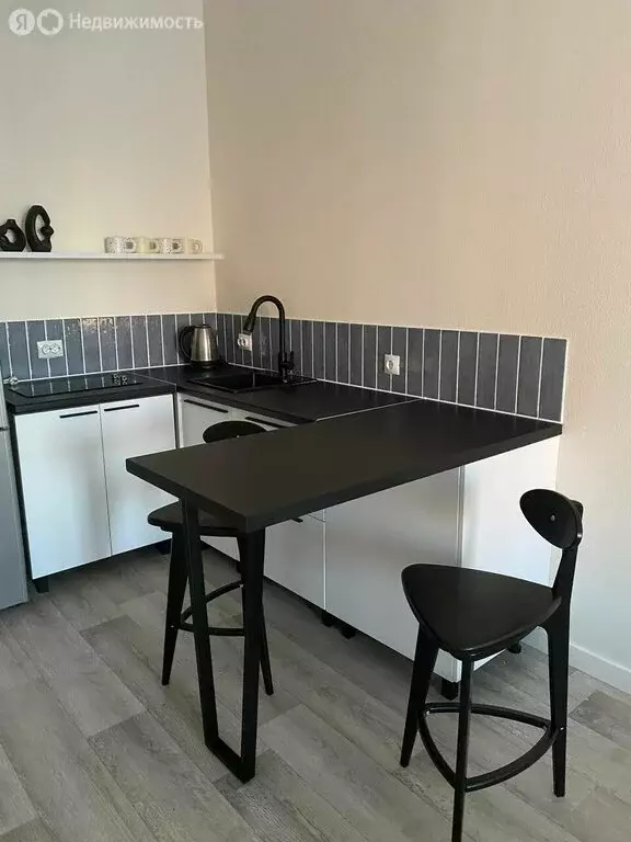 Квартира-студия: Пермь, Серебристая улица, 16 (31.2 м) - Фото 0