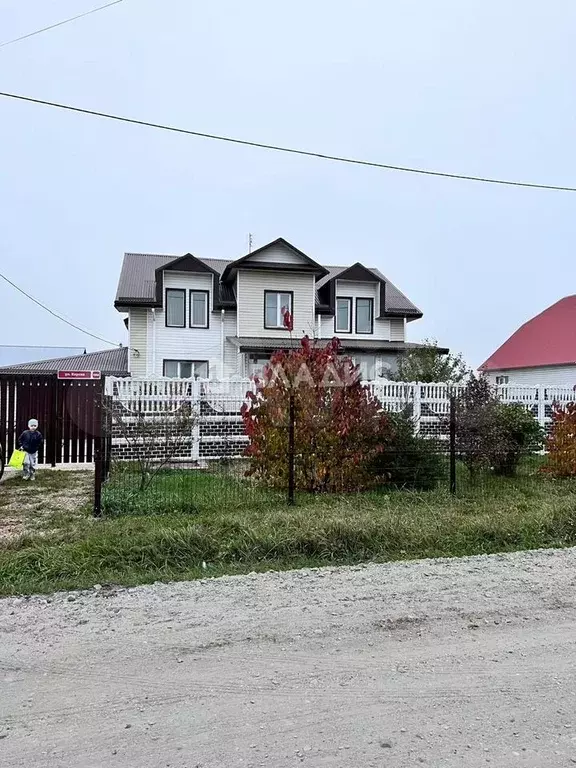 Дом 240 м на участке 15 сот. - Фото 0