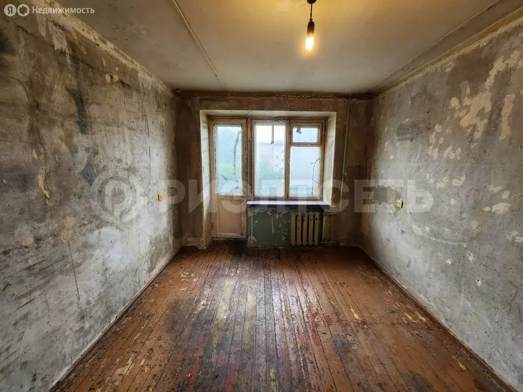 2-комнатная квартира: Апатиты, улица Дзержинского, 1 (46 м) - Фото 1